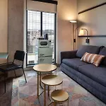 Moxy Portland Downtown