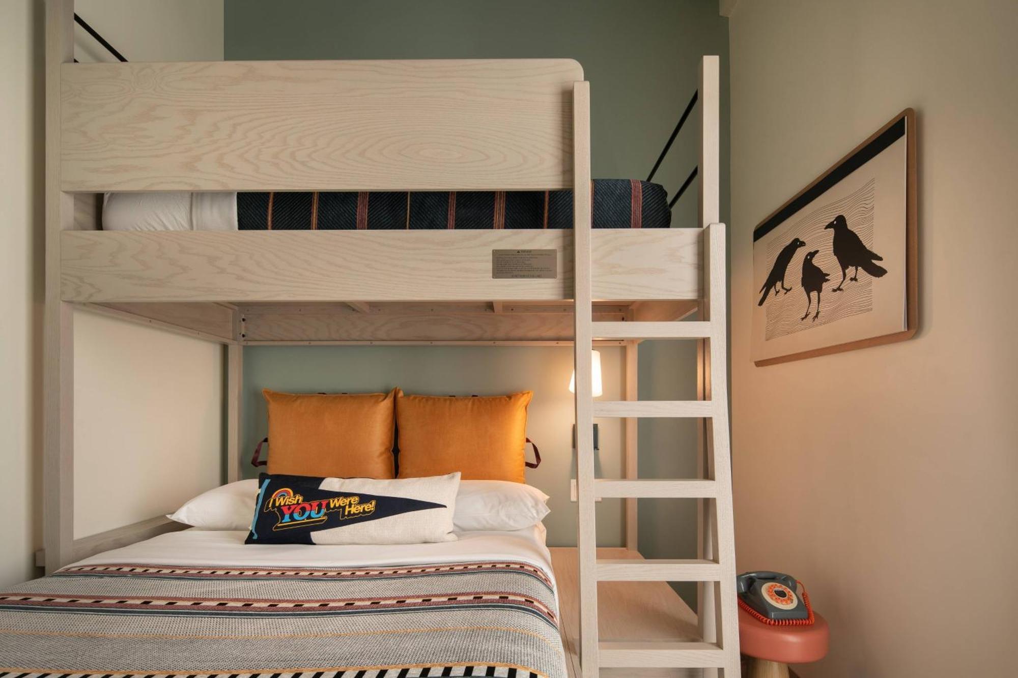 Moxy Downtown Hotel